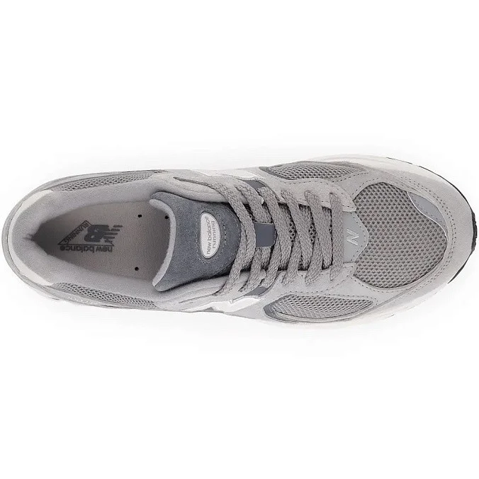 Кроссовки New Balance 2002R M2002RST