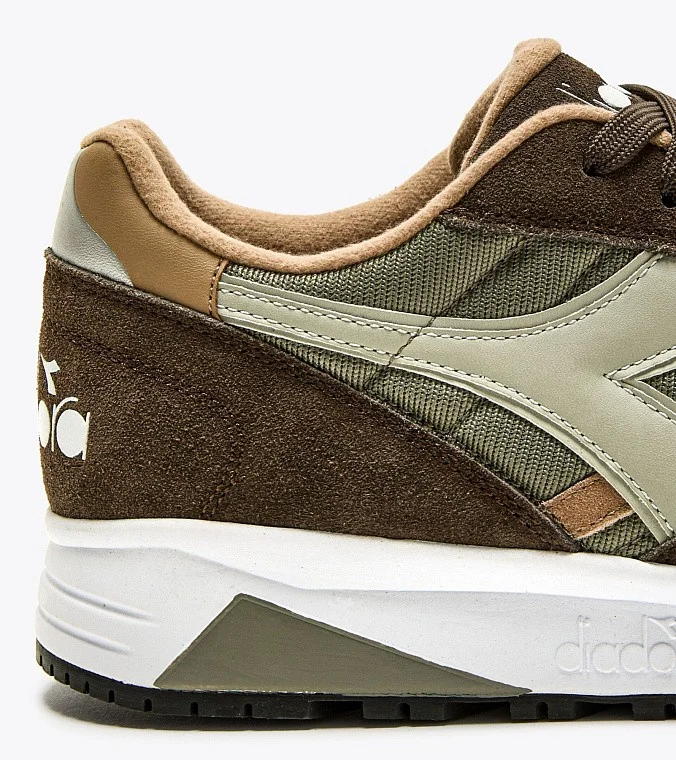 Кроссовки мужские Diadora N902 Vetiver/Slate Black